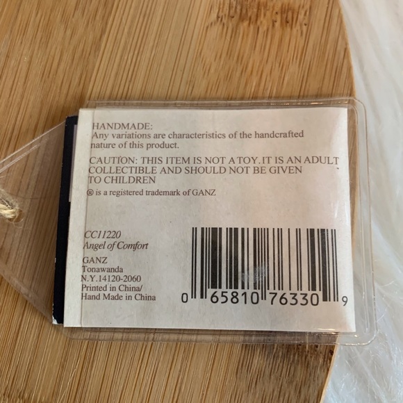 GANZ (9) Beige and Red Stuffed Bear with Heart - Picture 4 of 10